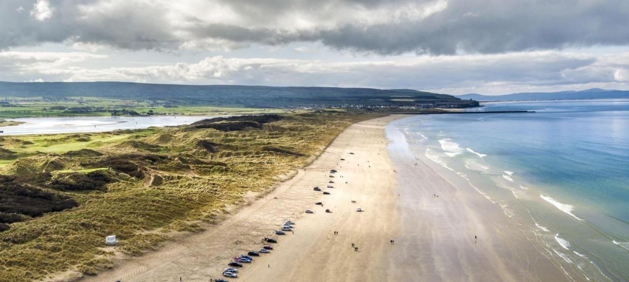 Promenade Apartment Panoramic Sea Views Portstewart Buitenkant foto