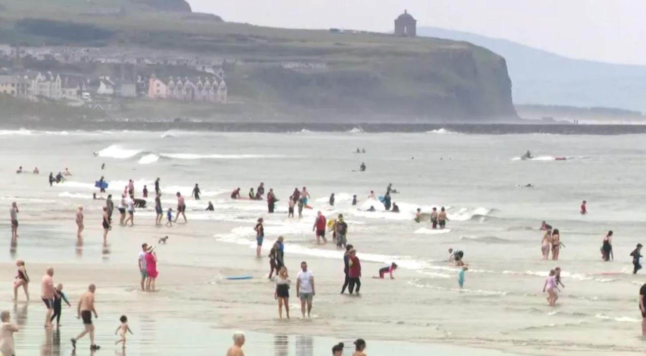 Promenade Apartment Panoramic Sea Views Portstewart Buitenkant foto